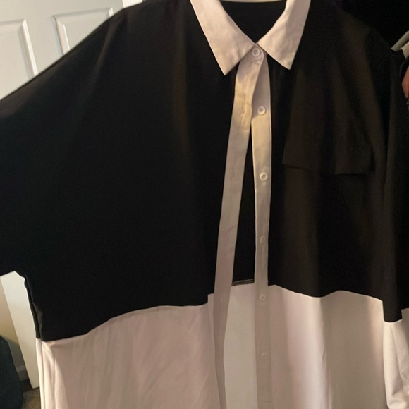Plus size Button down - Picture 2 of 4